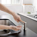 APPASO Kitchen Sink Savon Distributeur De savon En acier inoxydable Pompe Tête de pompe 17 Onces Grand PET Brushed Nickel 048BN
